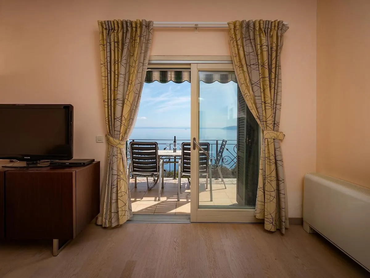 Guest house Apartmani Kraj Moscenicka Draga