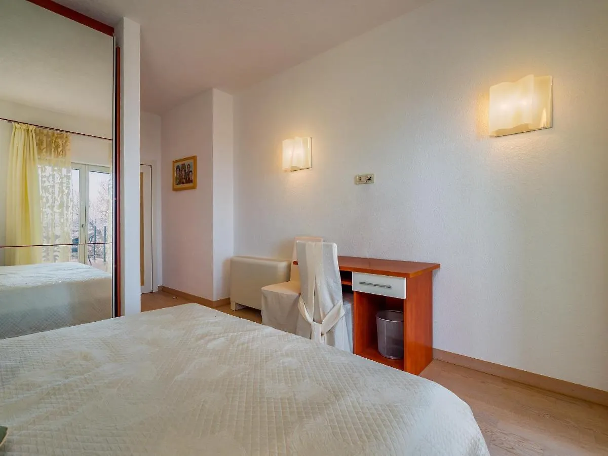 Apartmani Kraj Moscenicka Draga Croatia