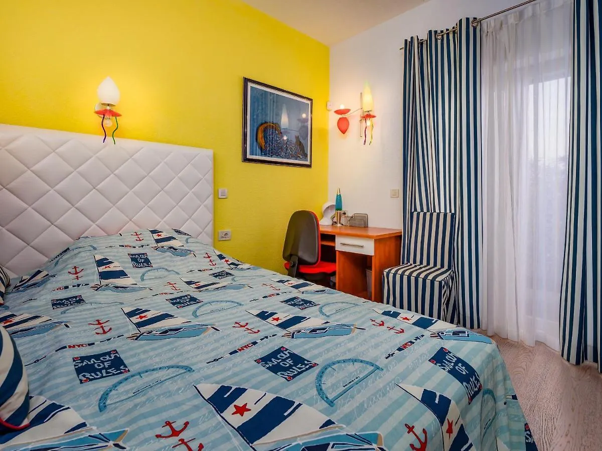 Apartmani Kraj Moscenicka Draga 0*,