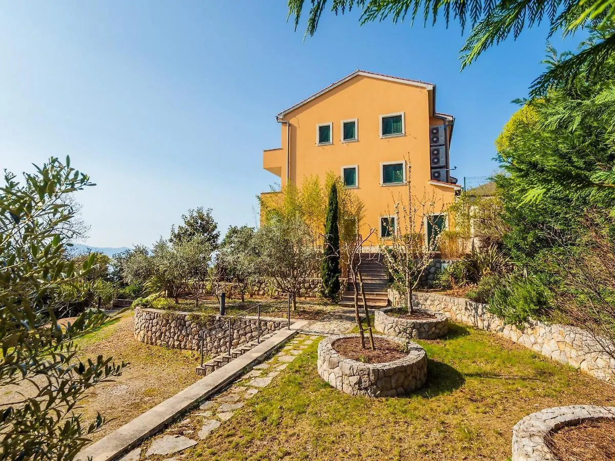 Apartmani Kraj Mošćenička Draga 0*,  Kroatien