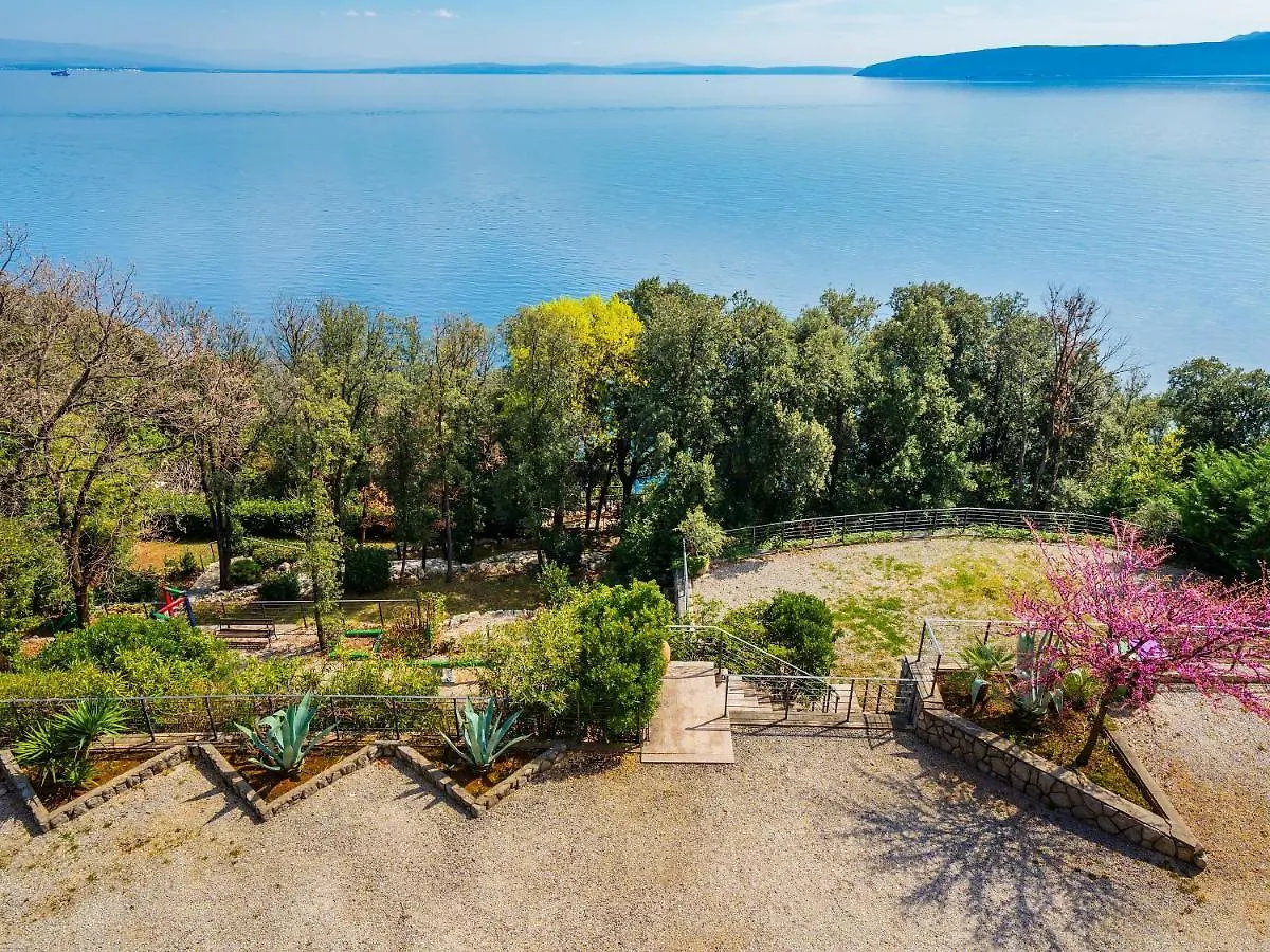 Apartmani Kraj Mošćenička Draga Gasthof